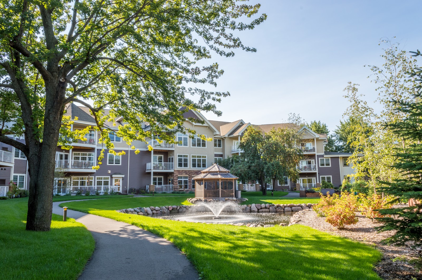 Applewood Pointe of Shoreview