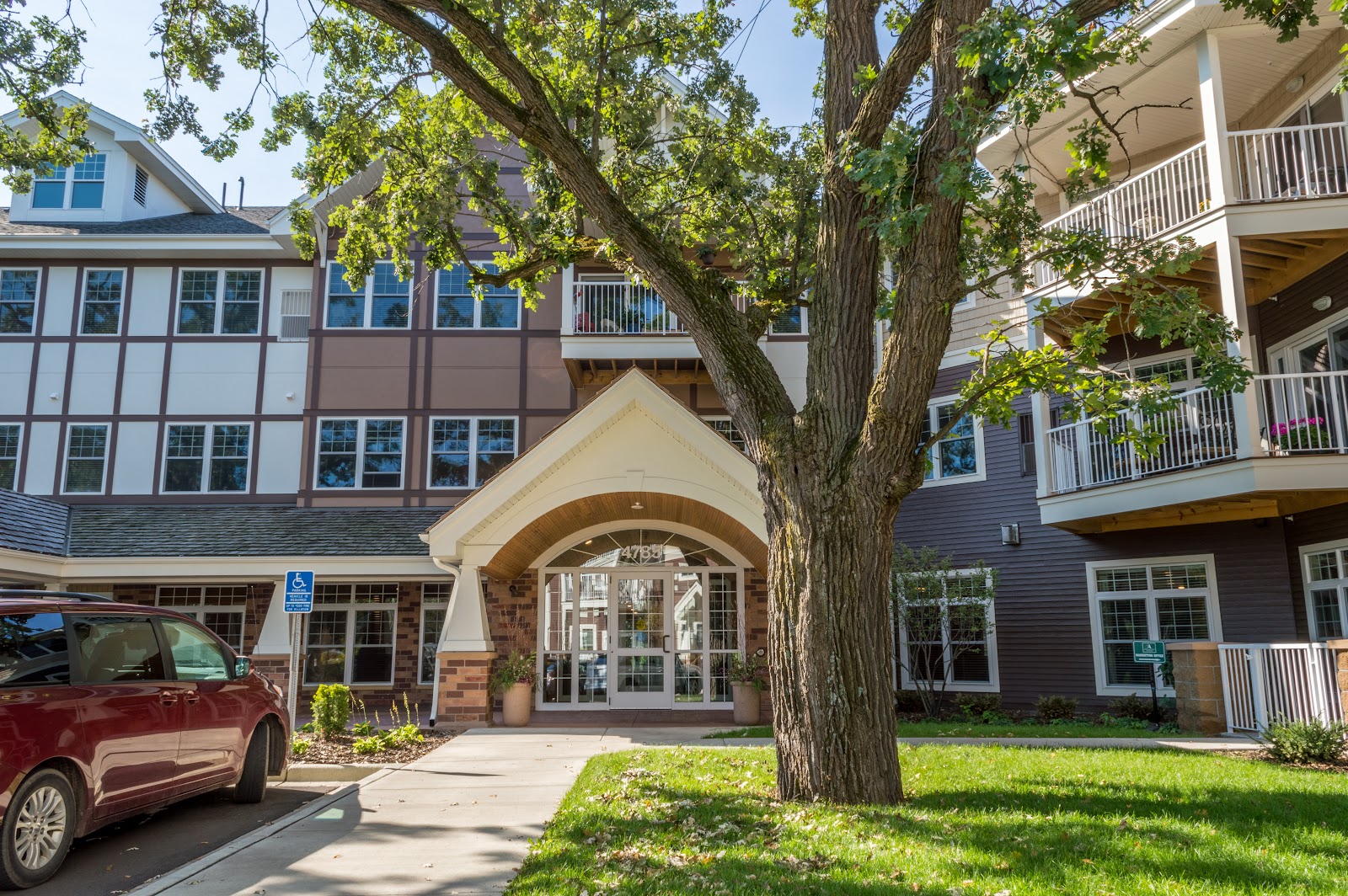 Applewood Pointe of Shoreview