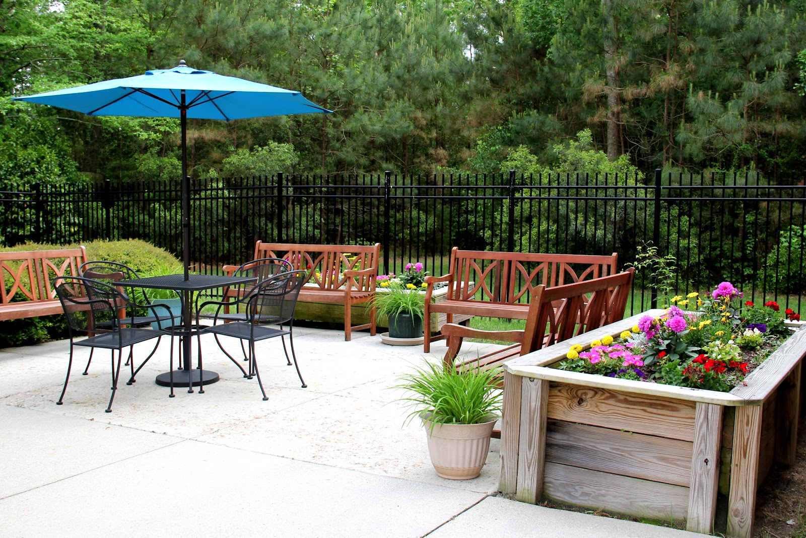Commonwealth Senior Living at Cedar Manor