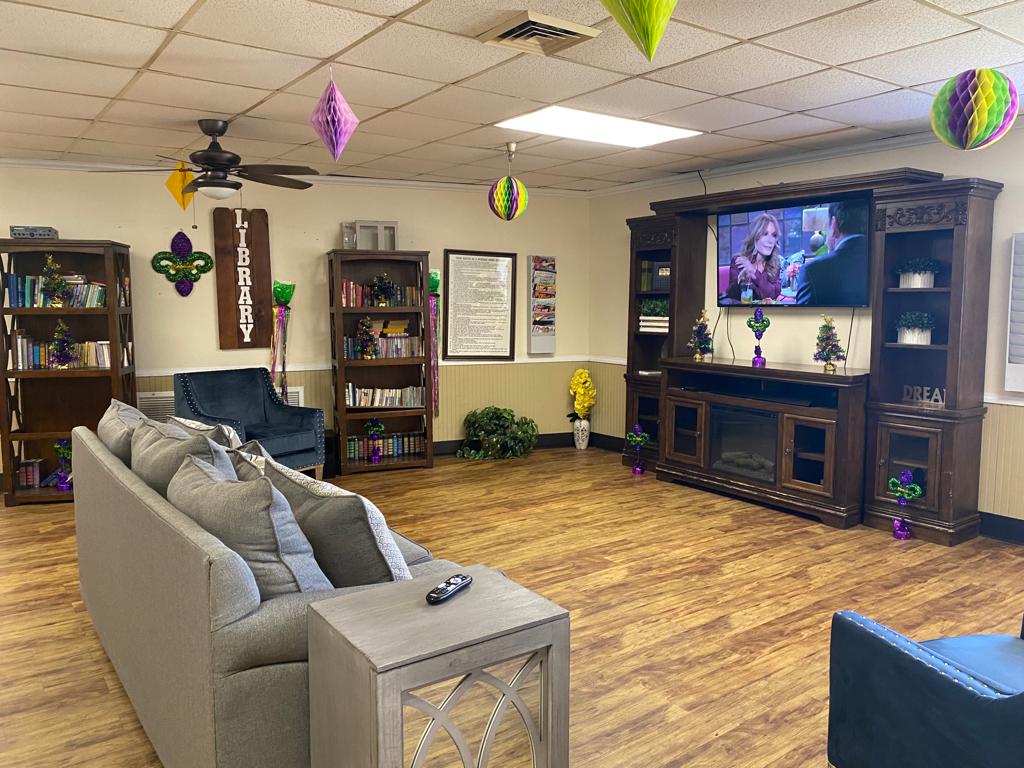 New Iberia Manor North