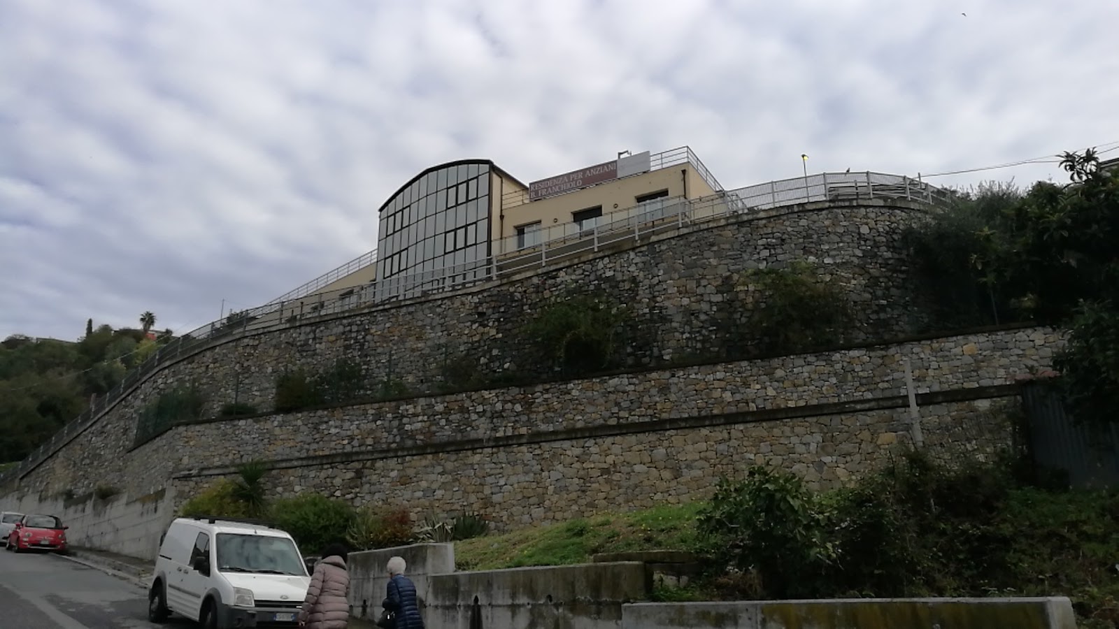 Residenza Anni Azzurri B. Franchiolo