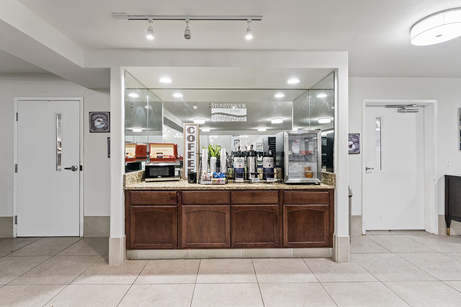 Stoneybrook Lodge Gracious Retirement Living