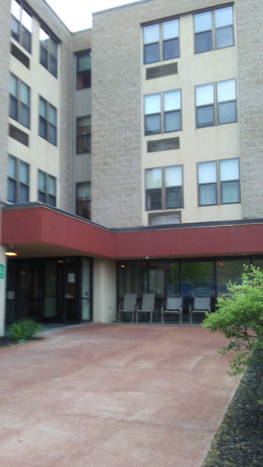 Spring Manor Apartments