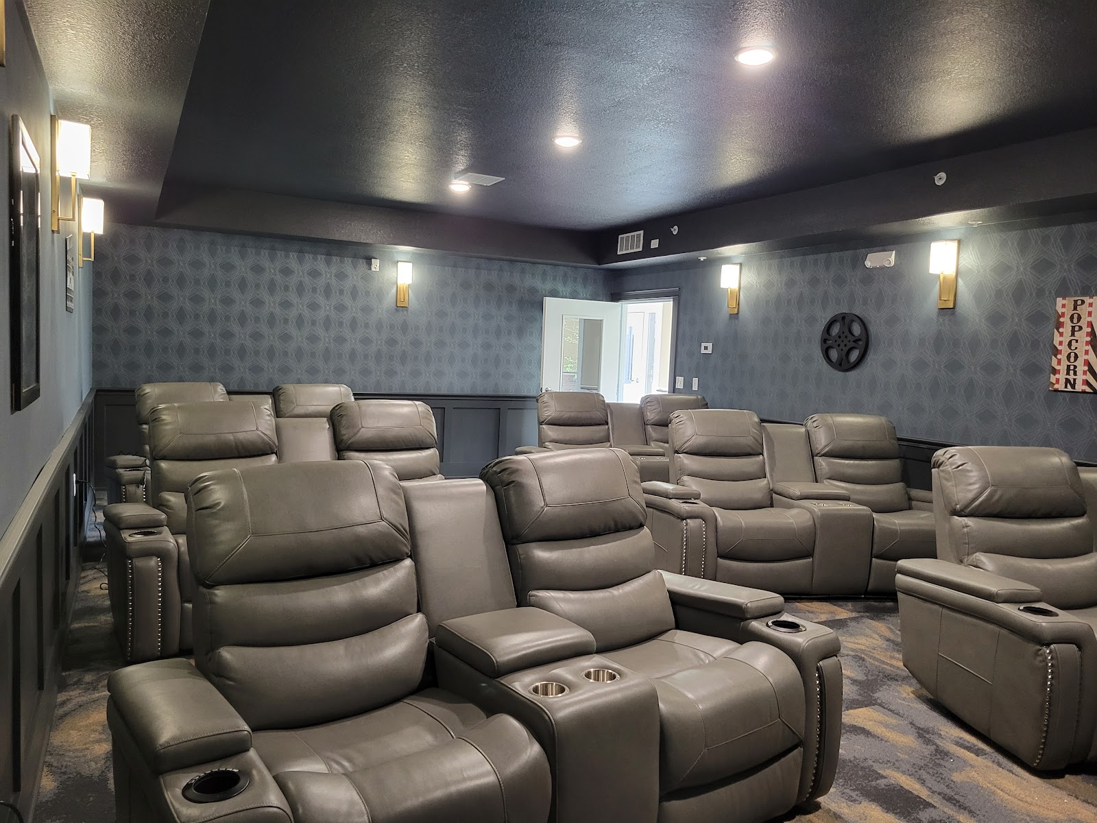 Hampton Manor of Bloomfield Hills Assisted Living & Memory Care