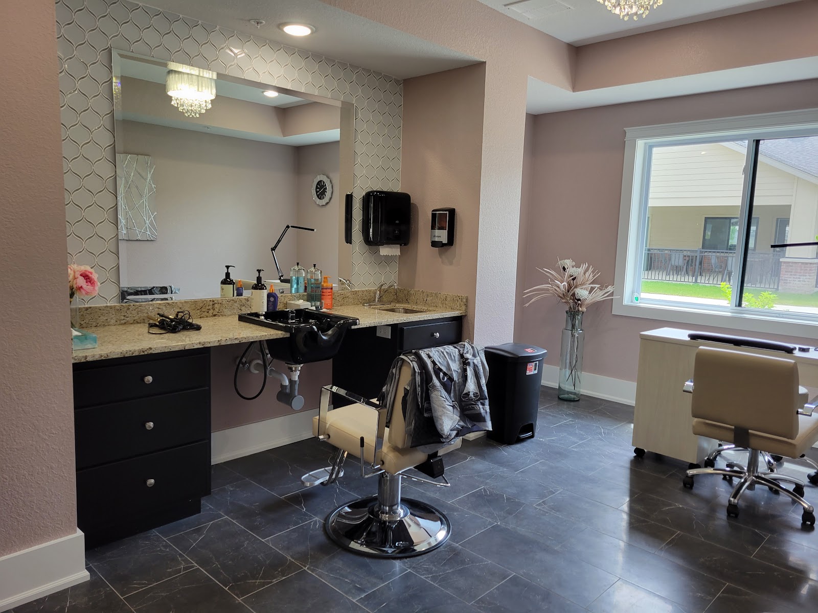 Hampton Manor of Bloomfield Hills Assisted Living & Memory Care