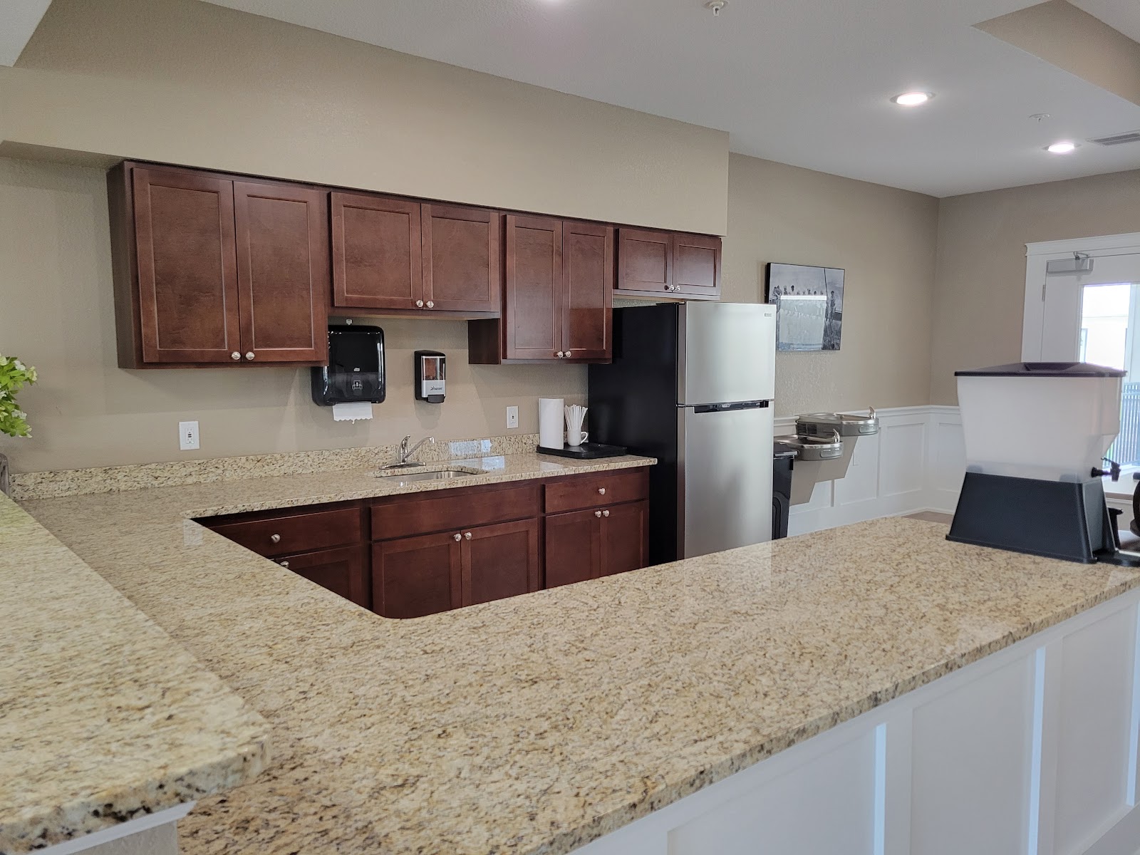 Hampton Manor of Bloomfield Hills Assisted Living & Memory Care