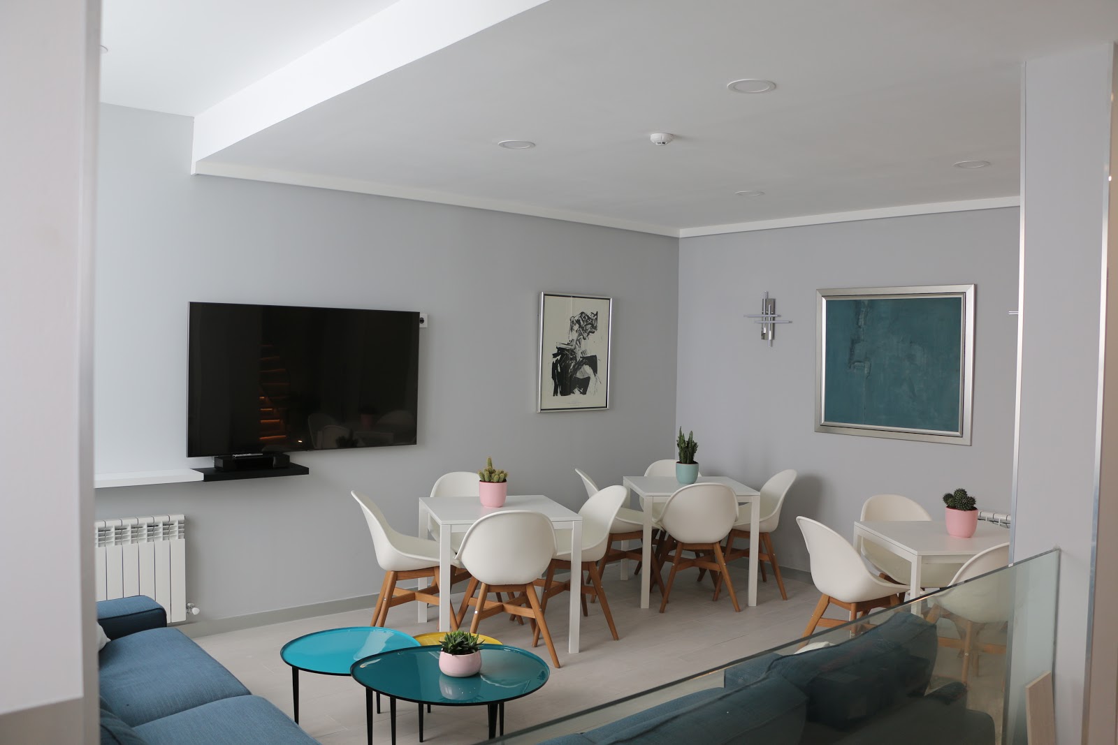 Residencia de Estudiantes Everglow House