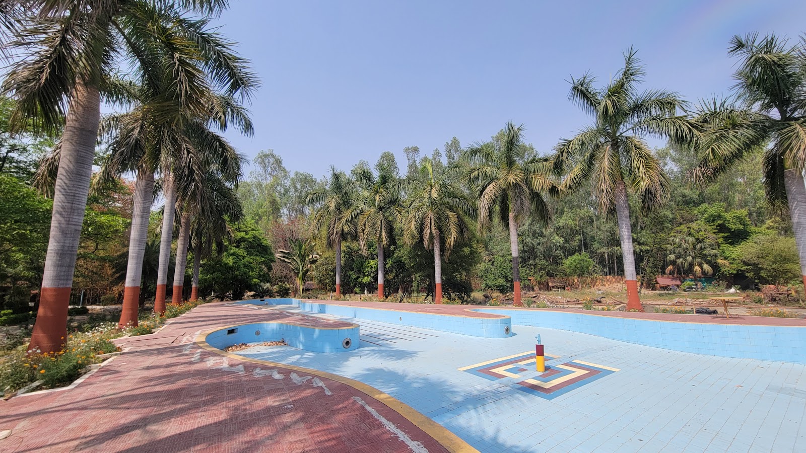 Aastha Health Resort - Old Age Home