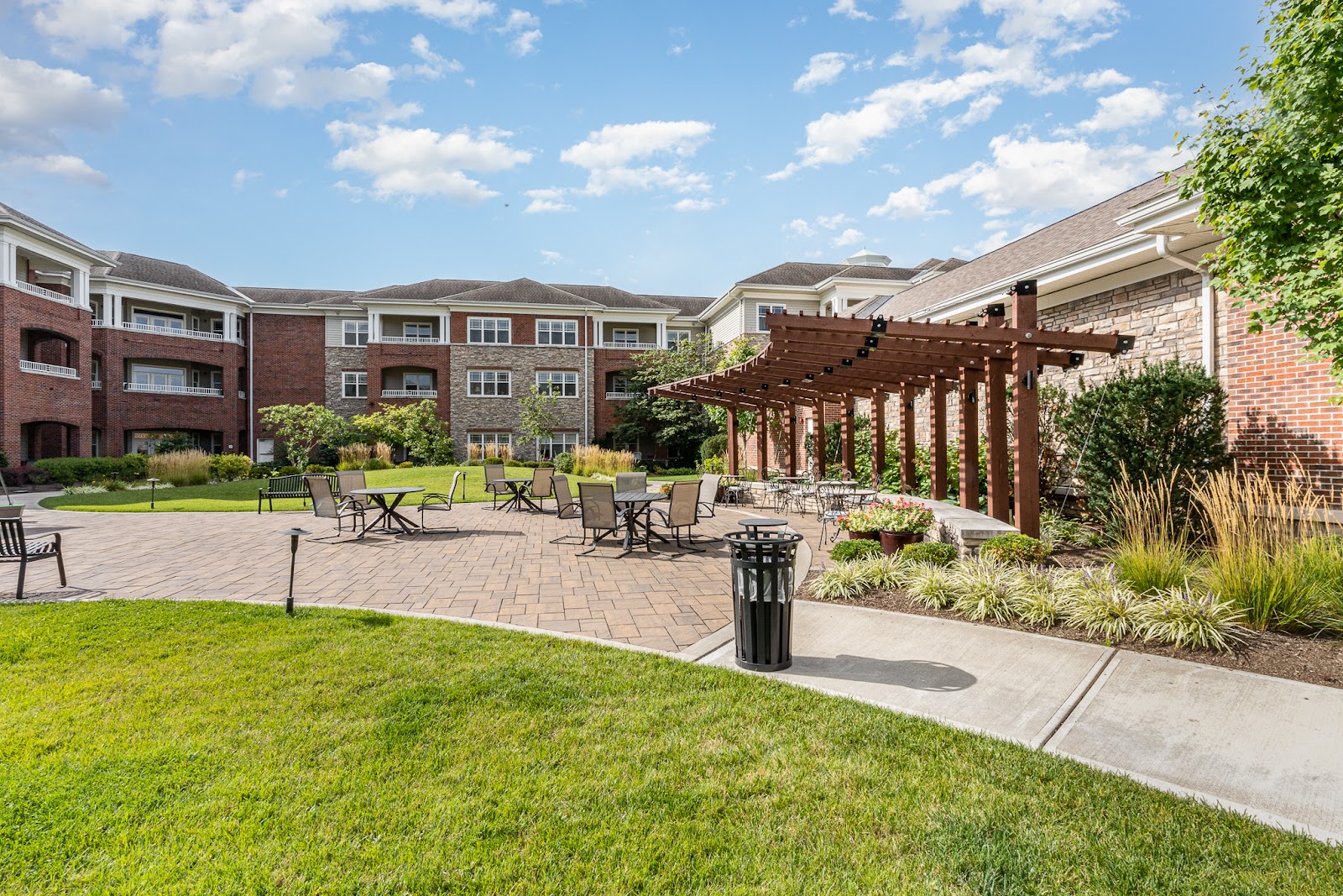 Twin Lakes Senior Living Community