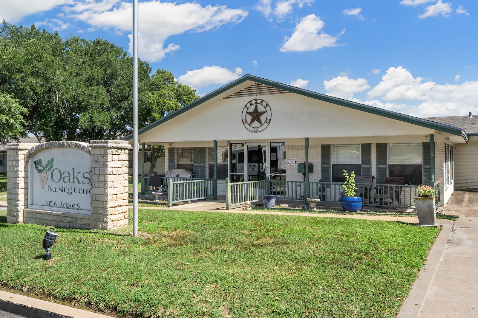Oaks Nursing Center