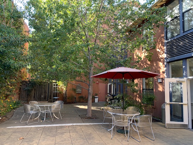 Elders Inn