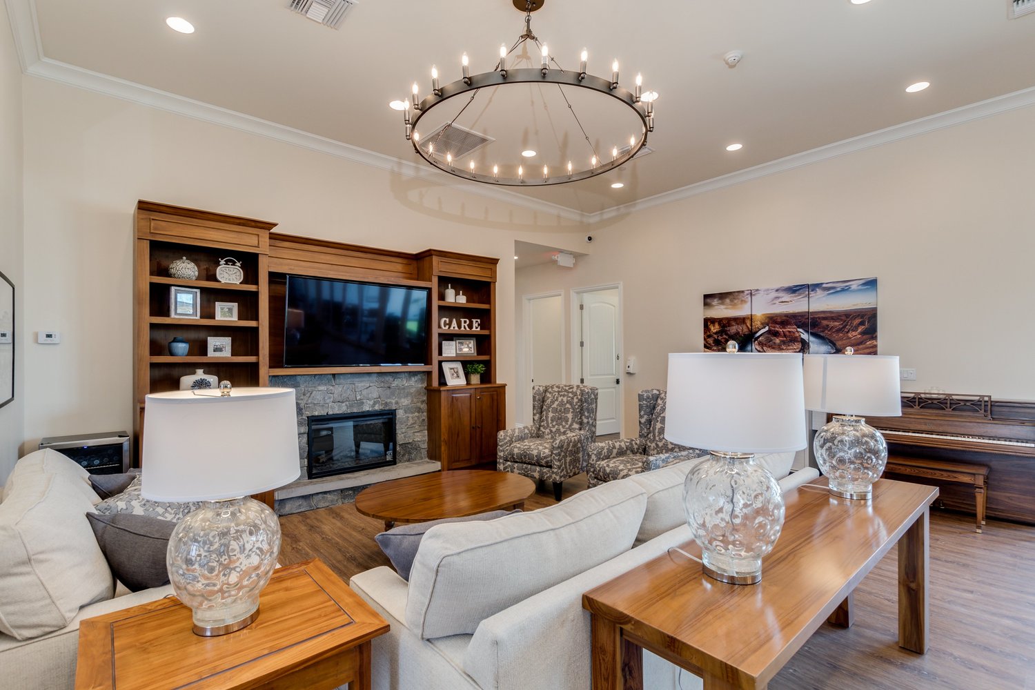 Vista Living Senior Care (Camelback View)