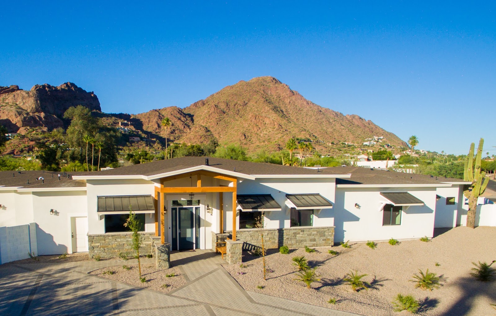 Vista Living Senior Care (Camelback View)