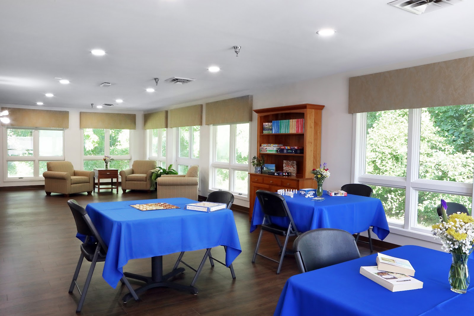 Complete Care at Silver Lake