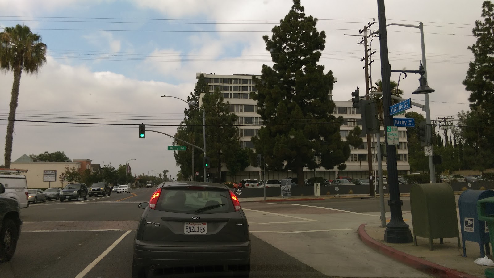 Bay Towers at Bixby Knolls