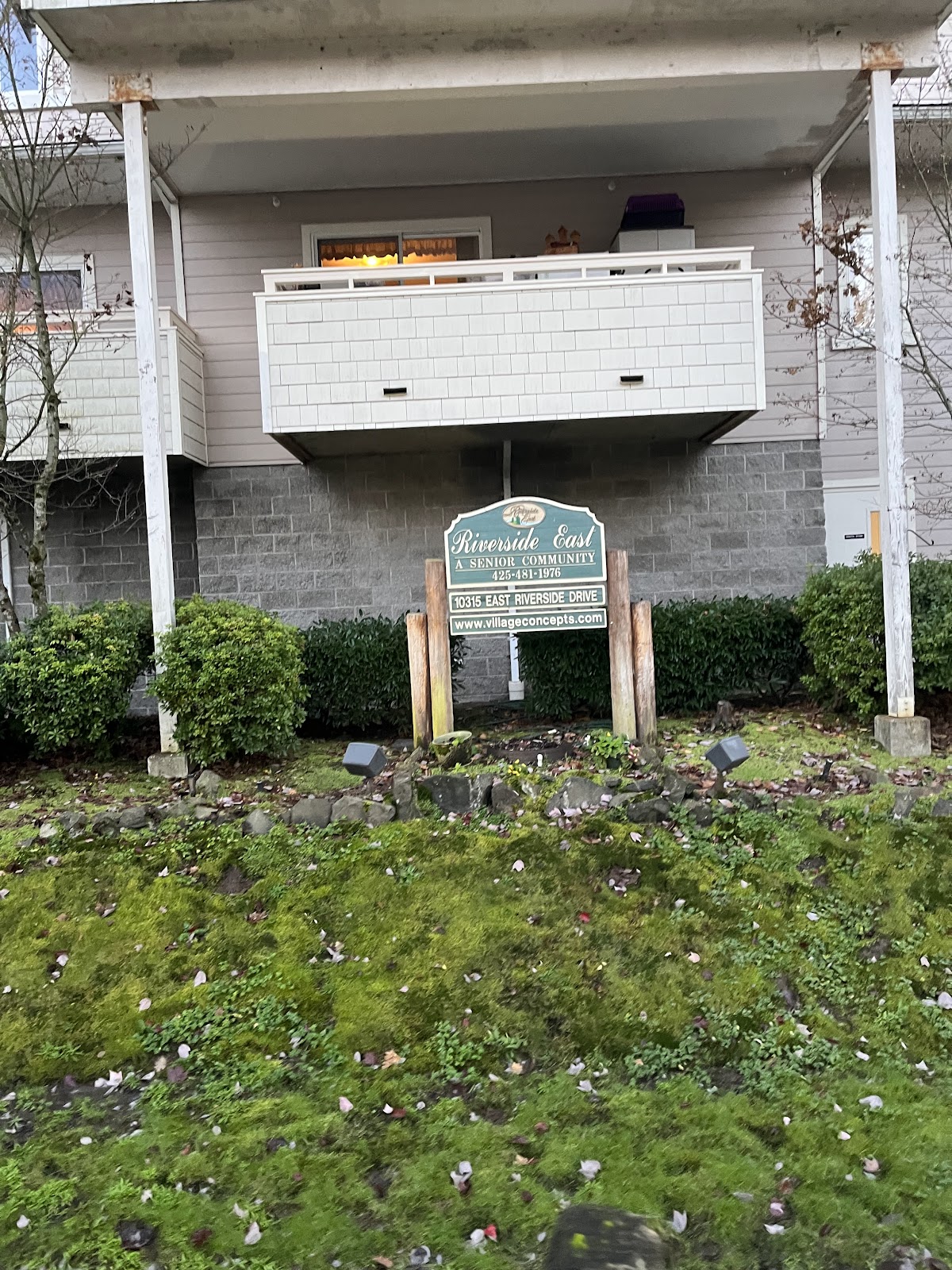 Village Concepts of Bothell - Riverside East