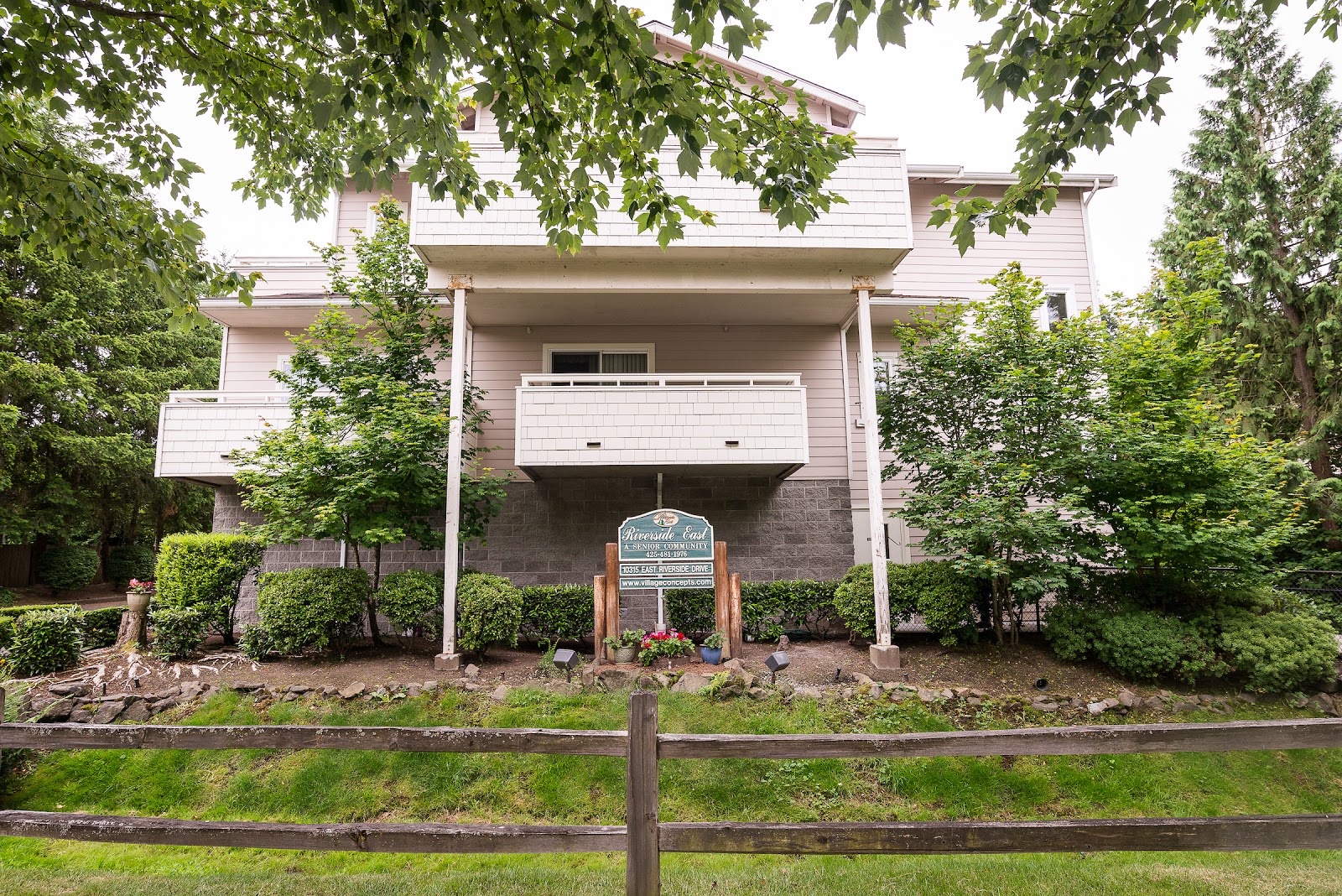 Village Concepts of Bothell - Riverside East