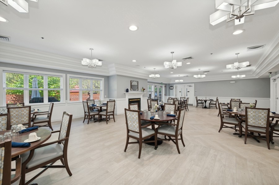 Fox Hollow Senior Living Community