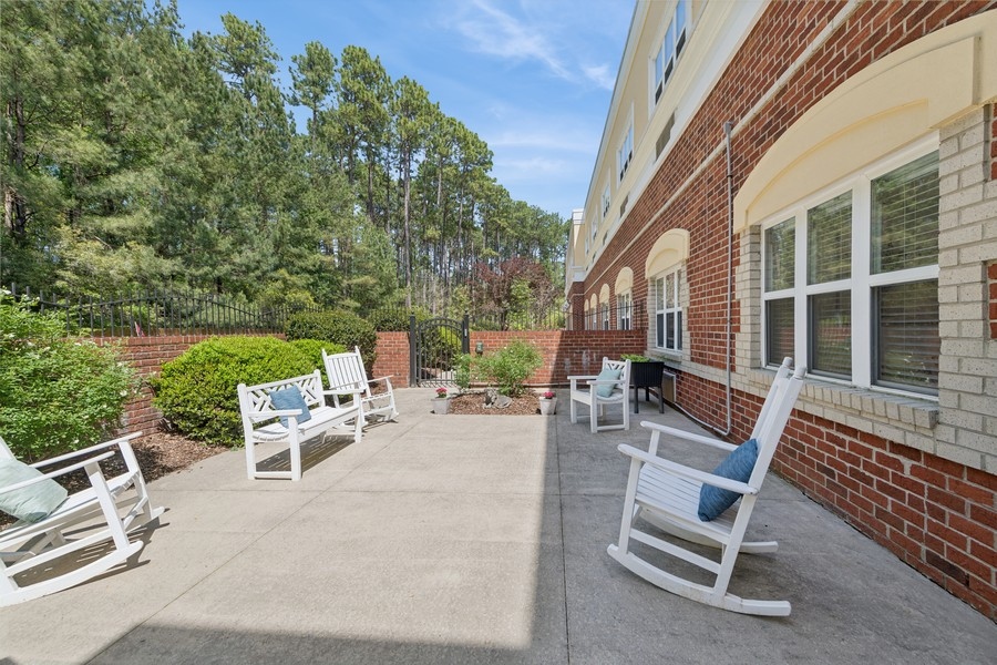 Fox Hollow Senior Living Community