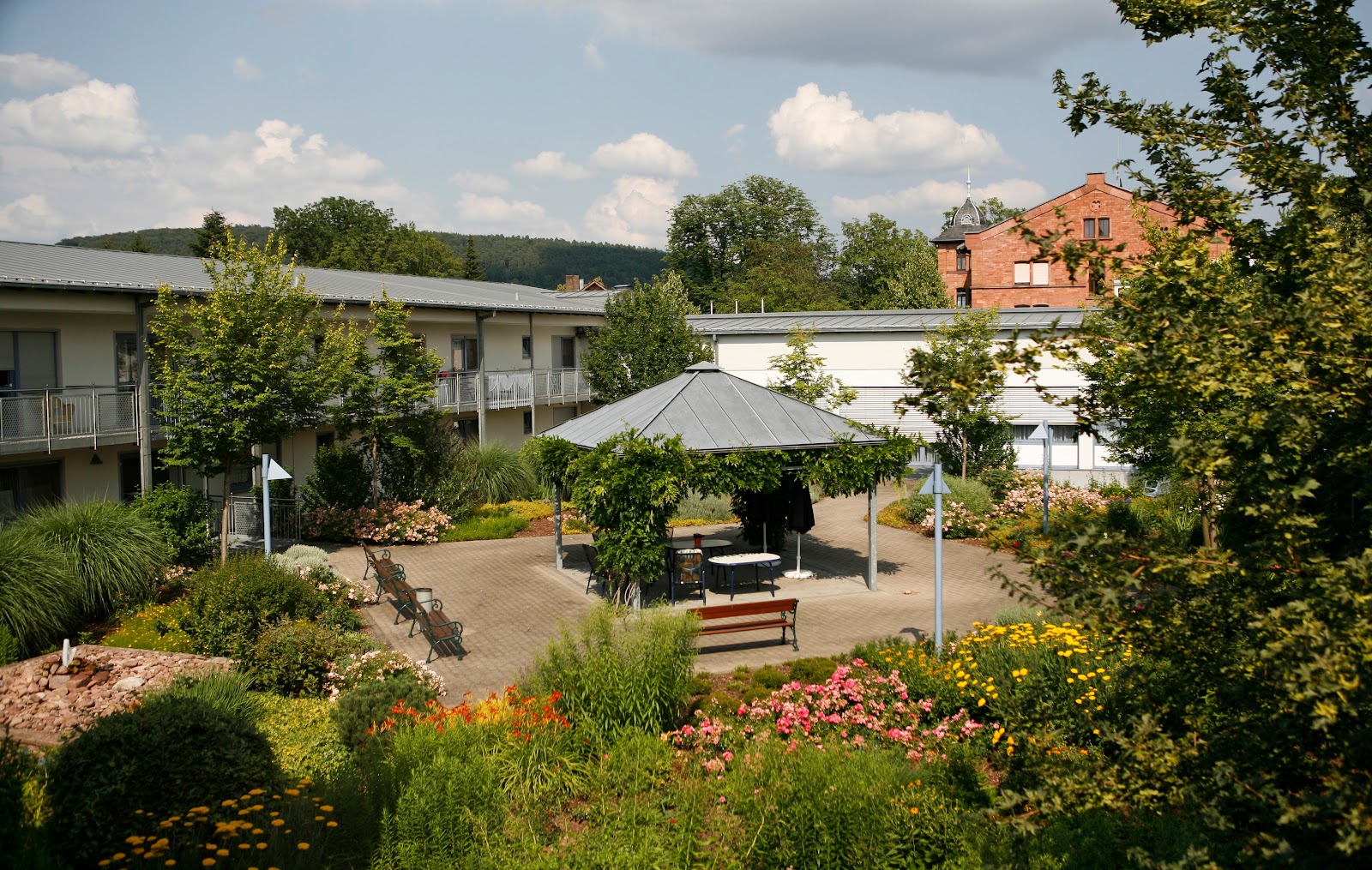 Rohe’sche Altenheim-Stiftung