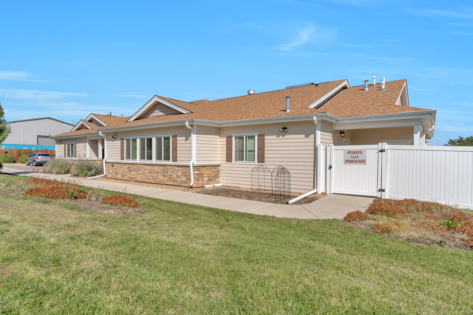 Gardens Care Senior Living - Thomas Park Assisted living and Memory Care