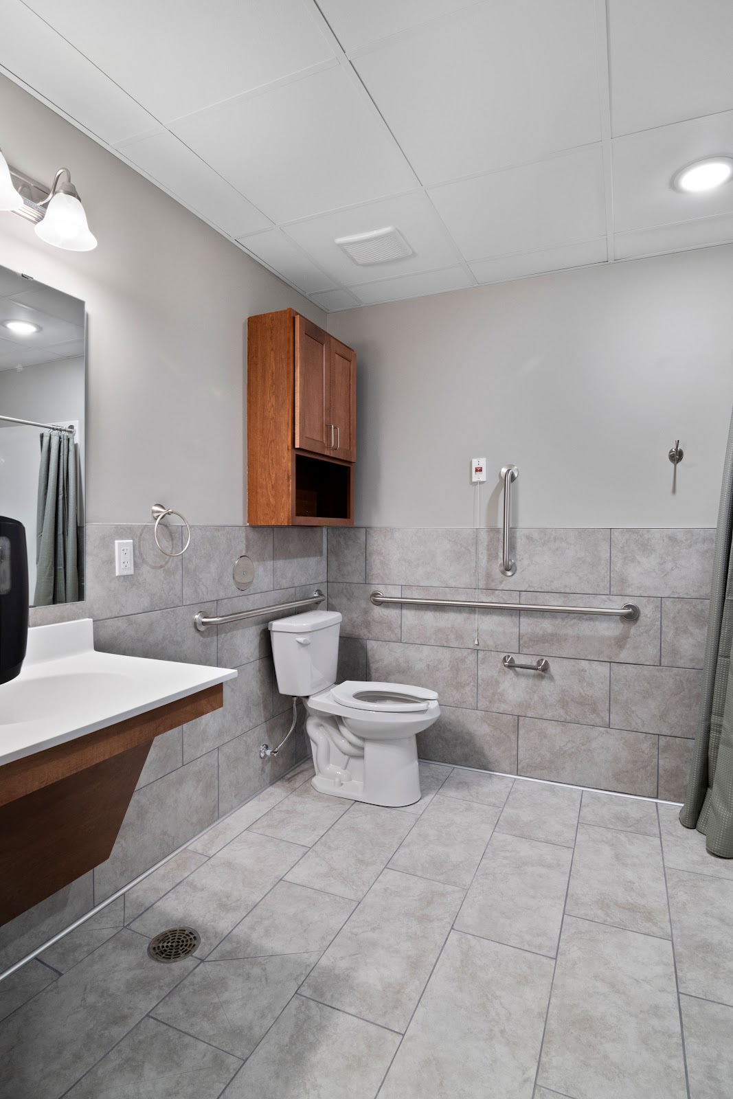 Suite Living Senior Care of Forest Lake