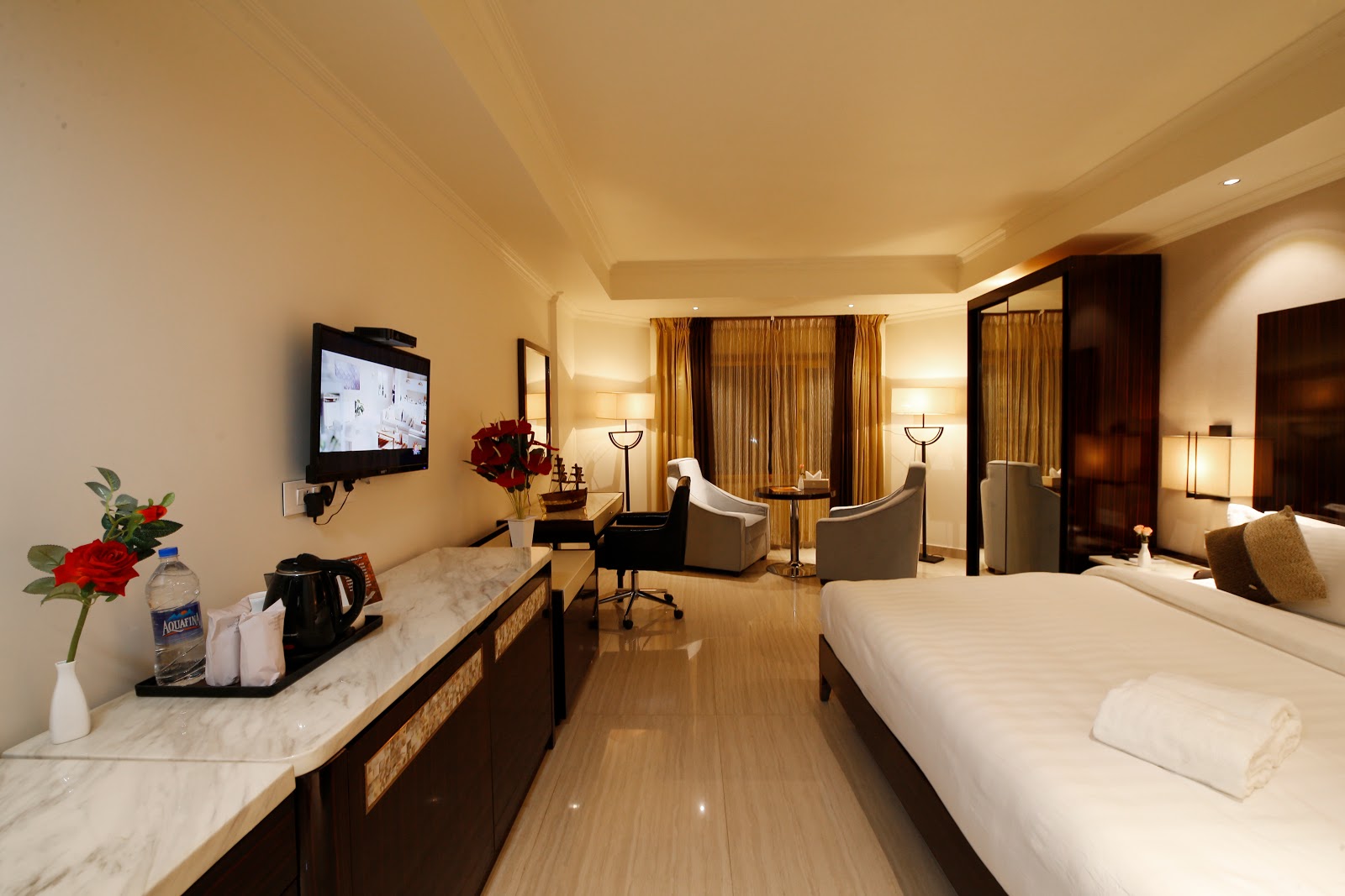 HOTEL PARK RESIDENCY