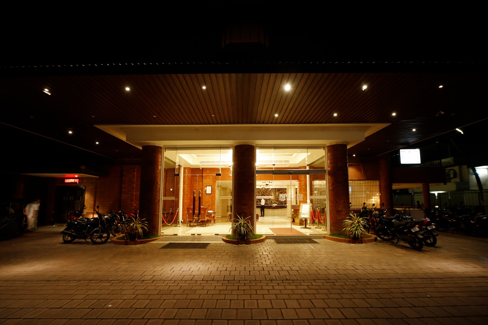HOTEL PARK RESIDENCY