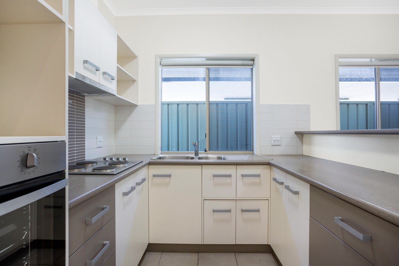 Southern Cross Care Oaklands Park Retirement Living