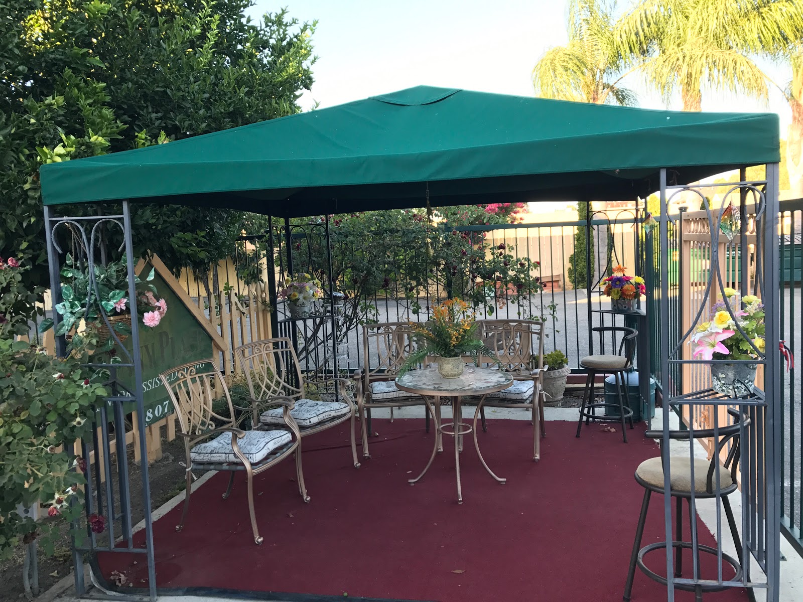 Sunny Place of Stockton