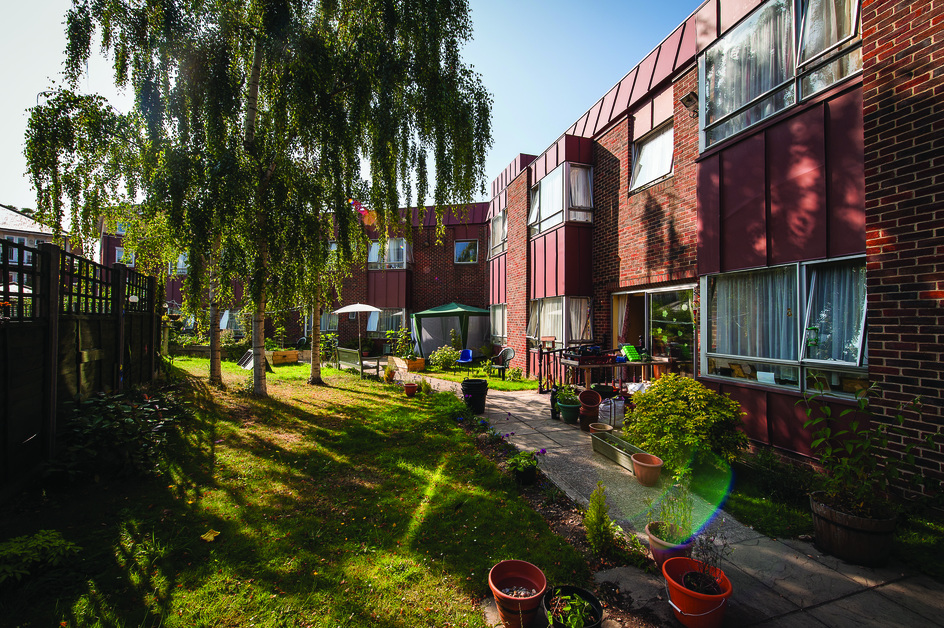 MHA Hampton Lodge - Dementia & Nursing Care Home