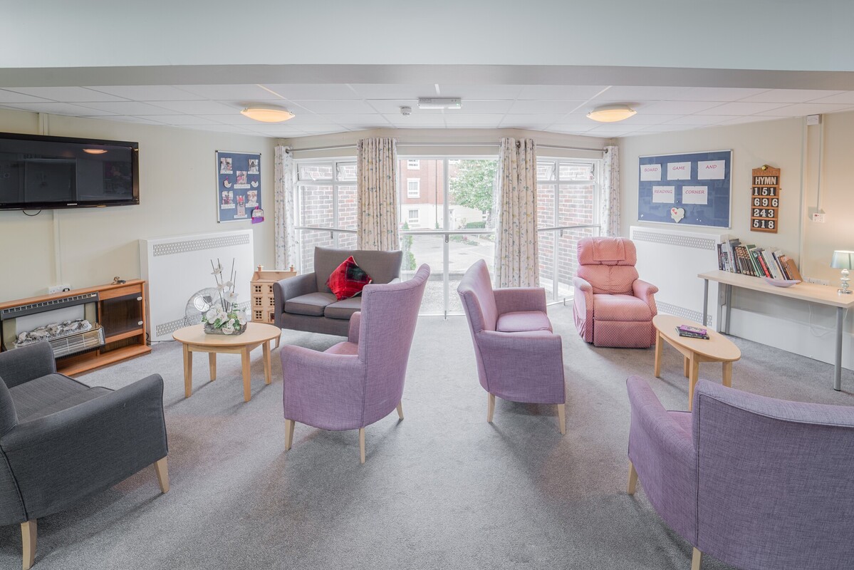 MHA Hampton Lodge - Dementia & Nursing Care Home