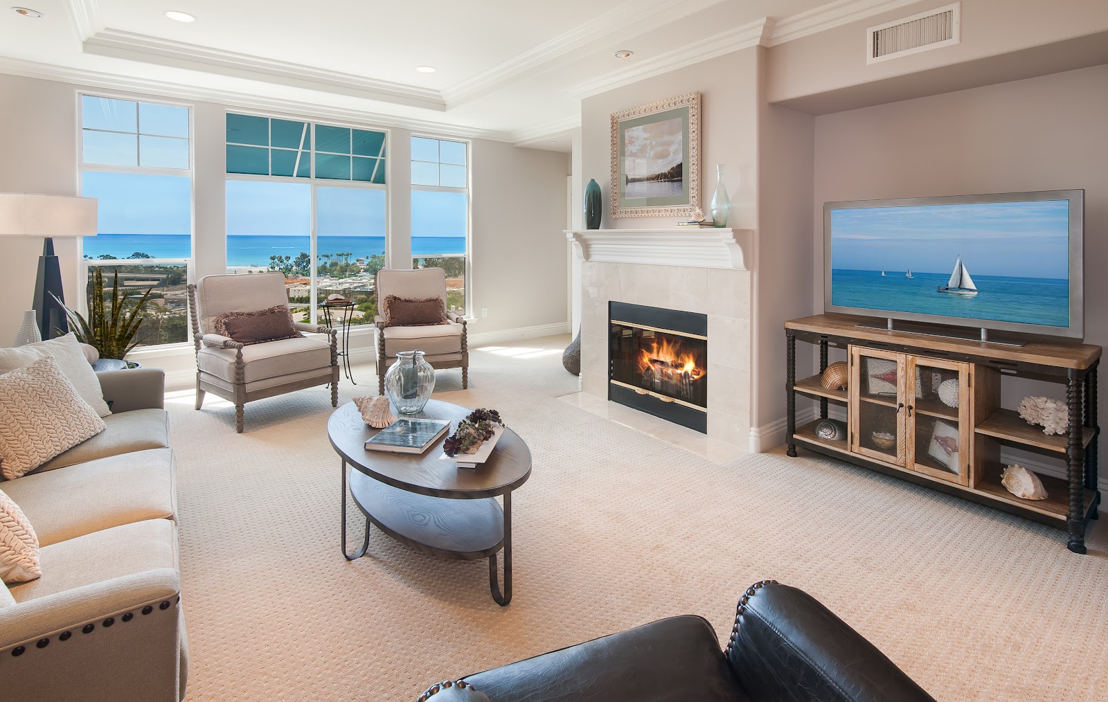Sea Bluffs, Ivy Signature Living