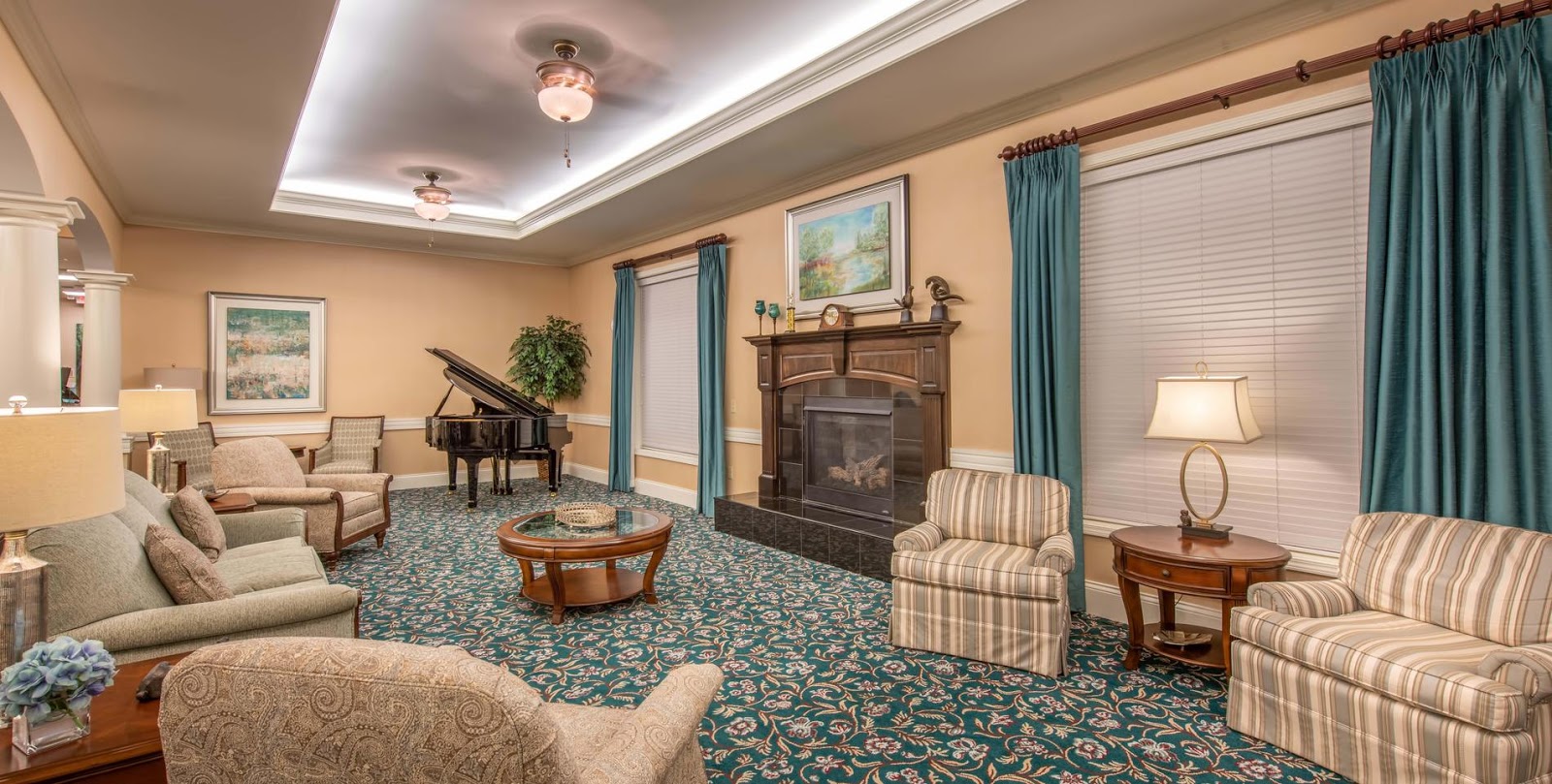 Benton House of Raymore
