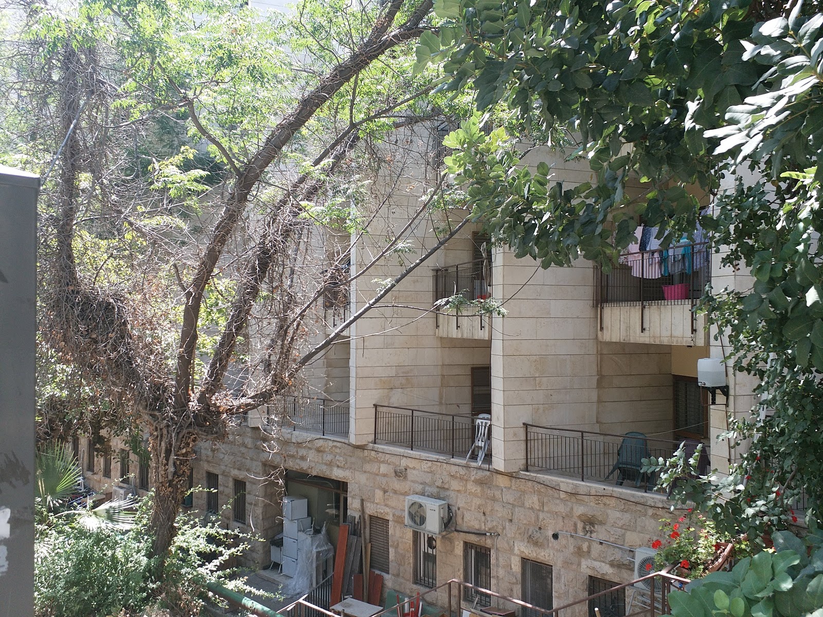 Neve Simcha Retirement Home