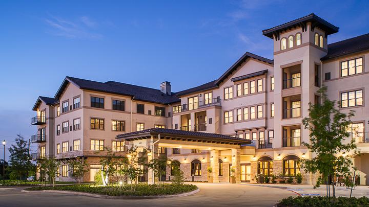Grand Living At Riverstone