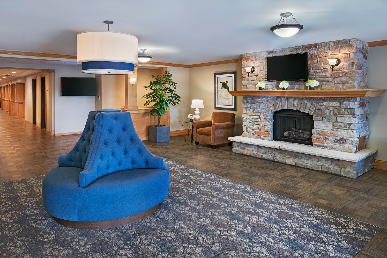 American House Cedarlake
