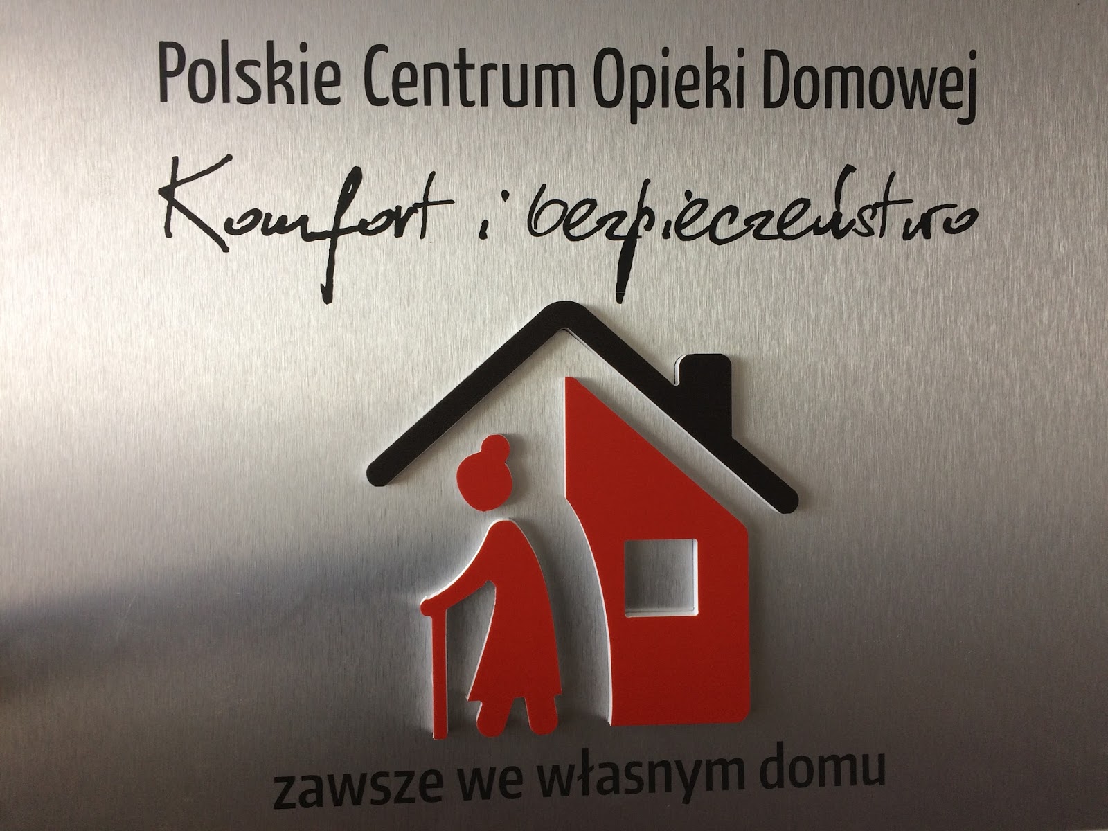 Polskie Centrum Opieki Domowej - opieka dla osób starszych, profesjonalne usługi opiekuńcze w domu