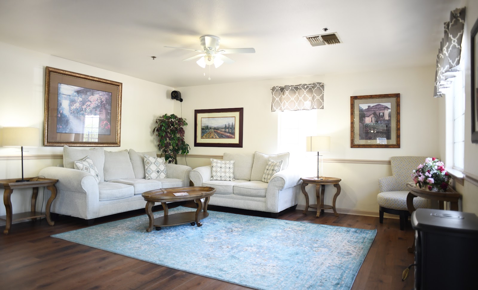 Sierra Oaks Assisted Living & Memory Care