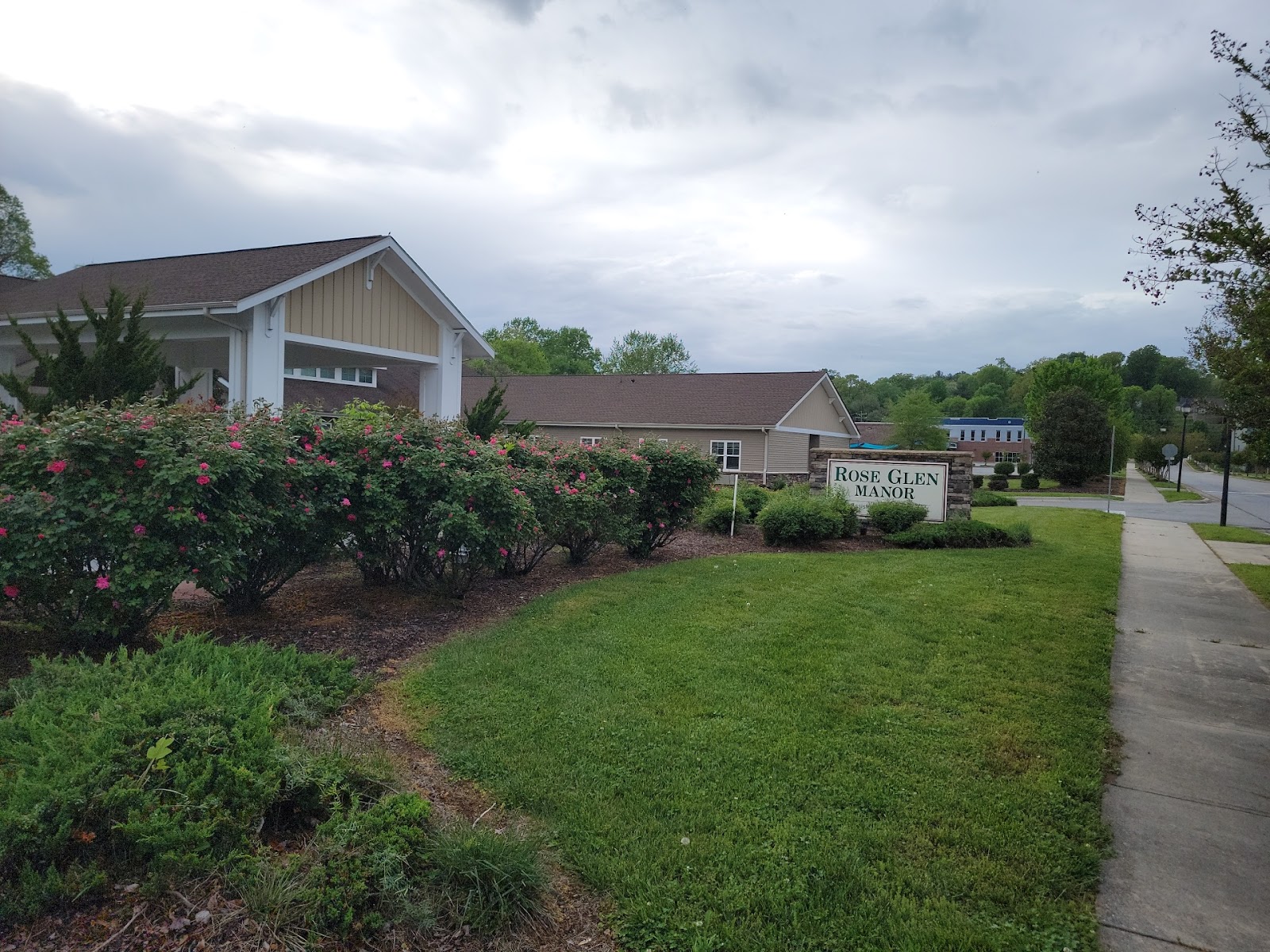 Rose Glen Manor