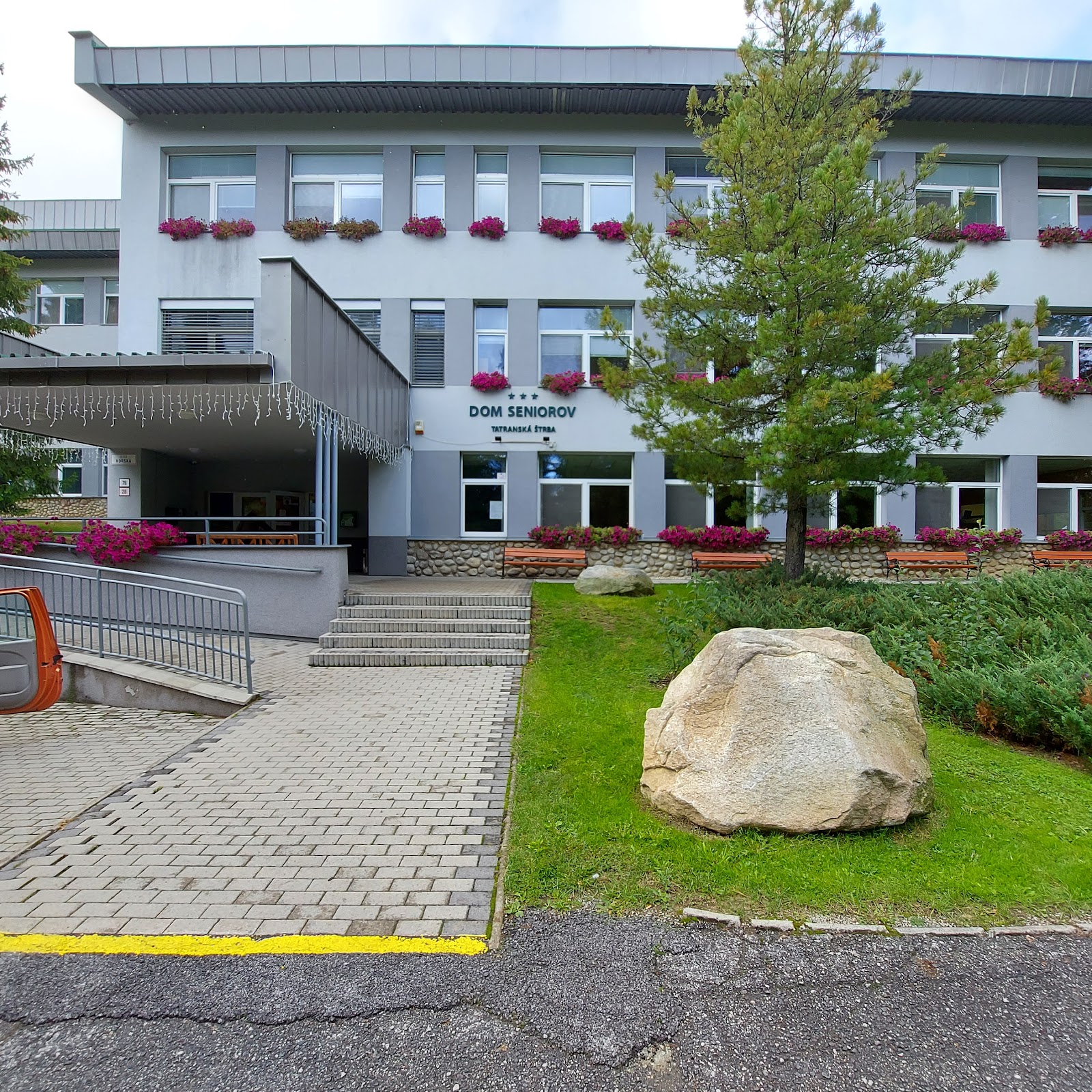 Dom Seniora Life w Gdyni. Prywatny Dom Opieki dla Seniorów Gdynia