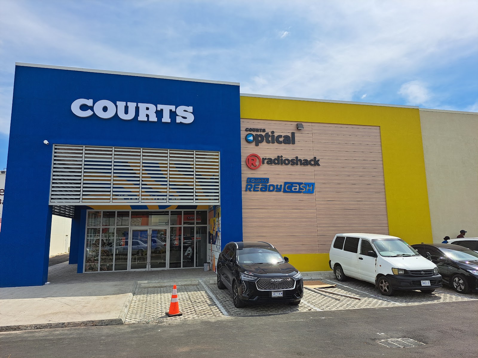 Courts Jamaica Ltd Portmore Parkway Square