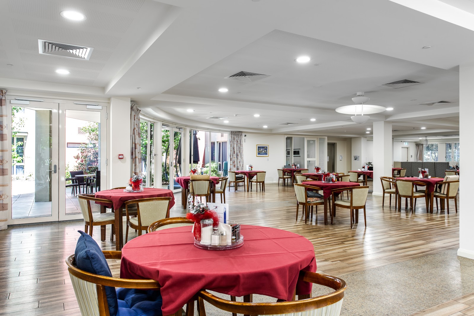 Southern Cross Care The Pines Lodge Residential Care