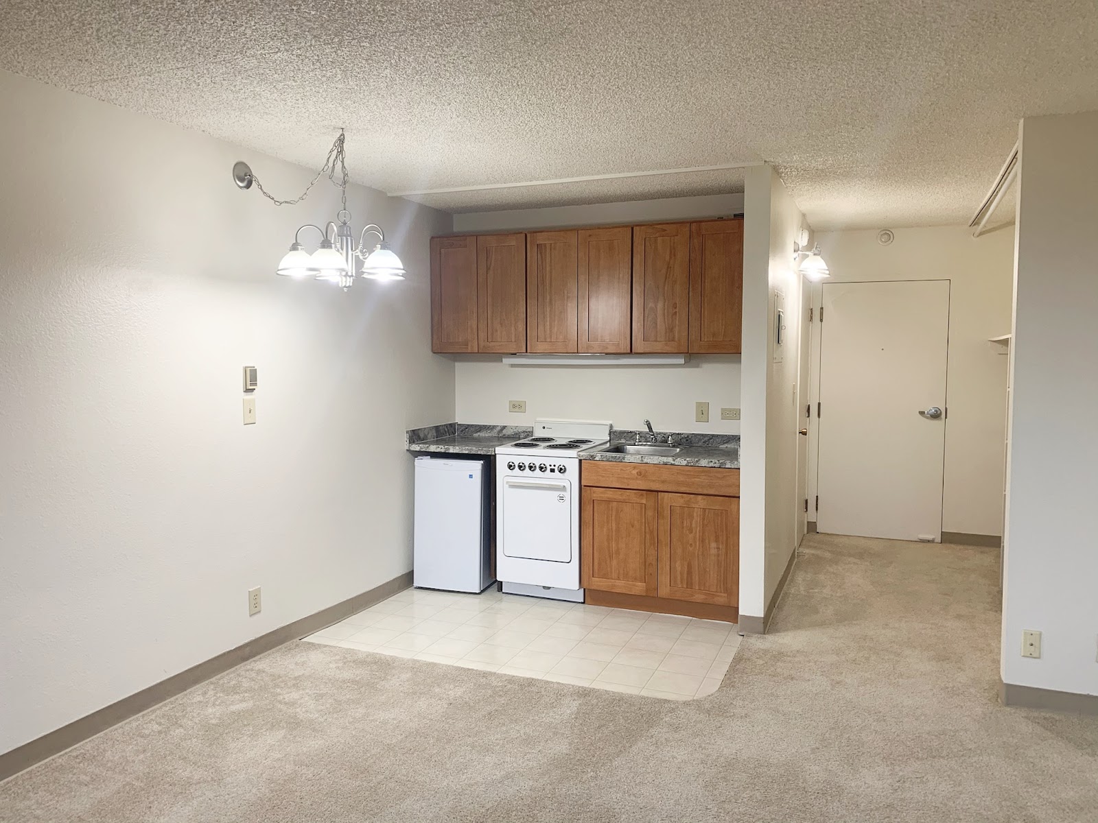 Life Manor Independent Living (Parkside)