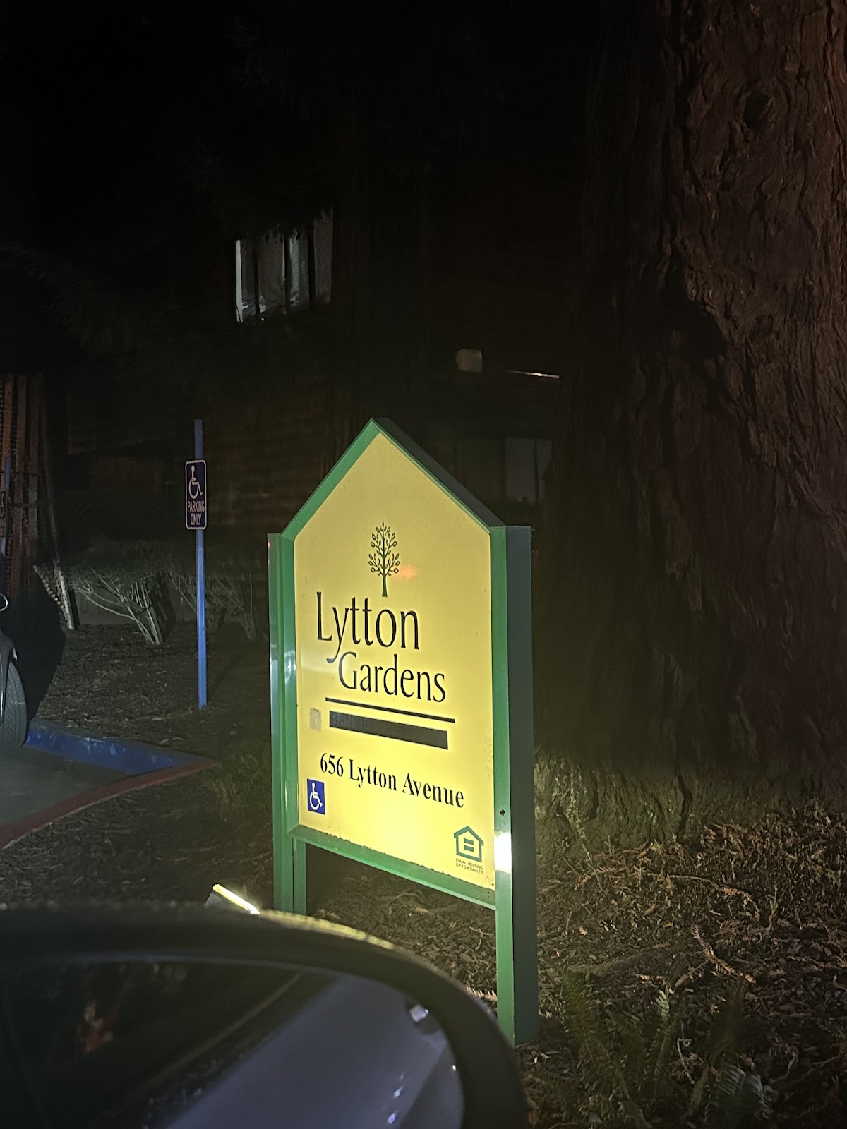 Lytton Gardens