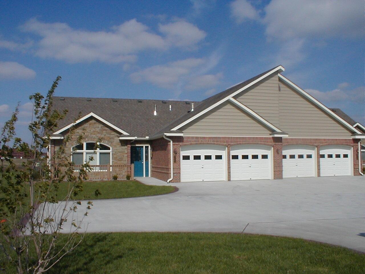 Olathe - Cedar Lake Village