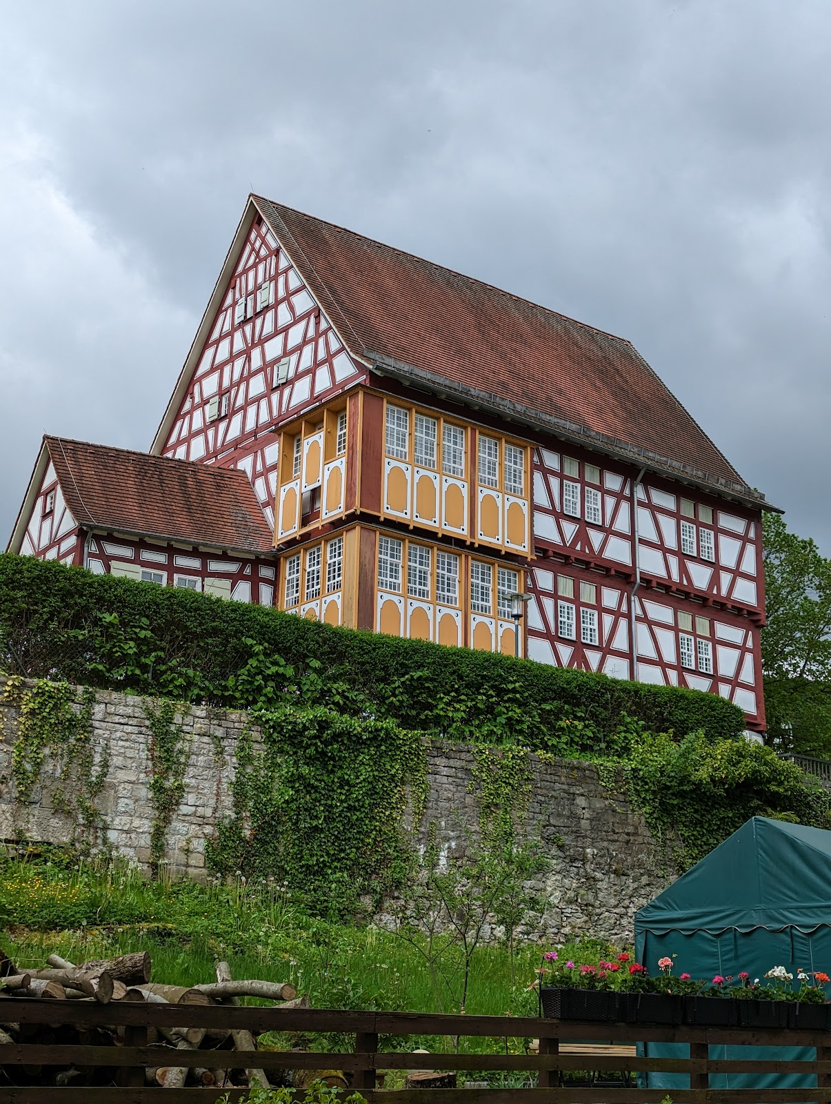 Schloss (Schlössle) Oberlenningen