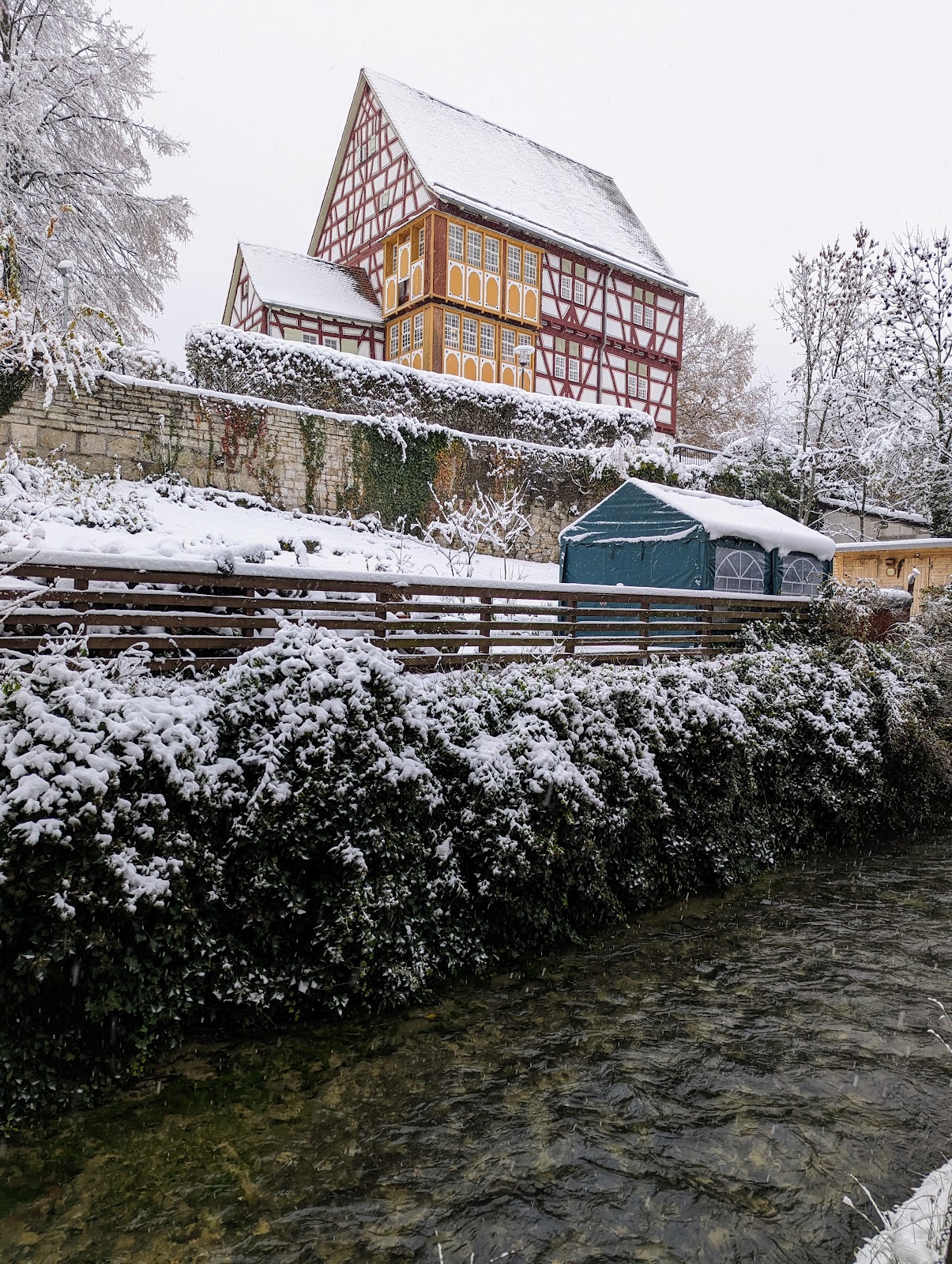 Schloss (Schlössle) Oberlenningen