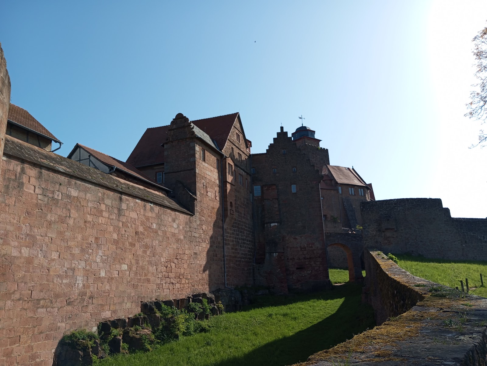 Tierhotel an der Burg Breuberg