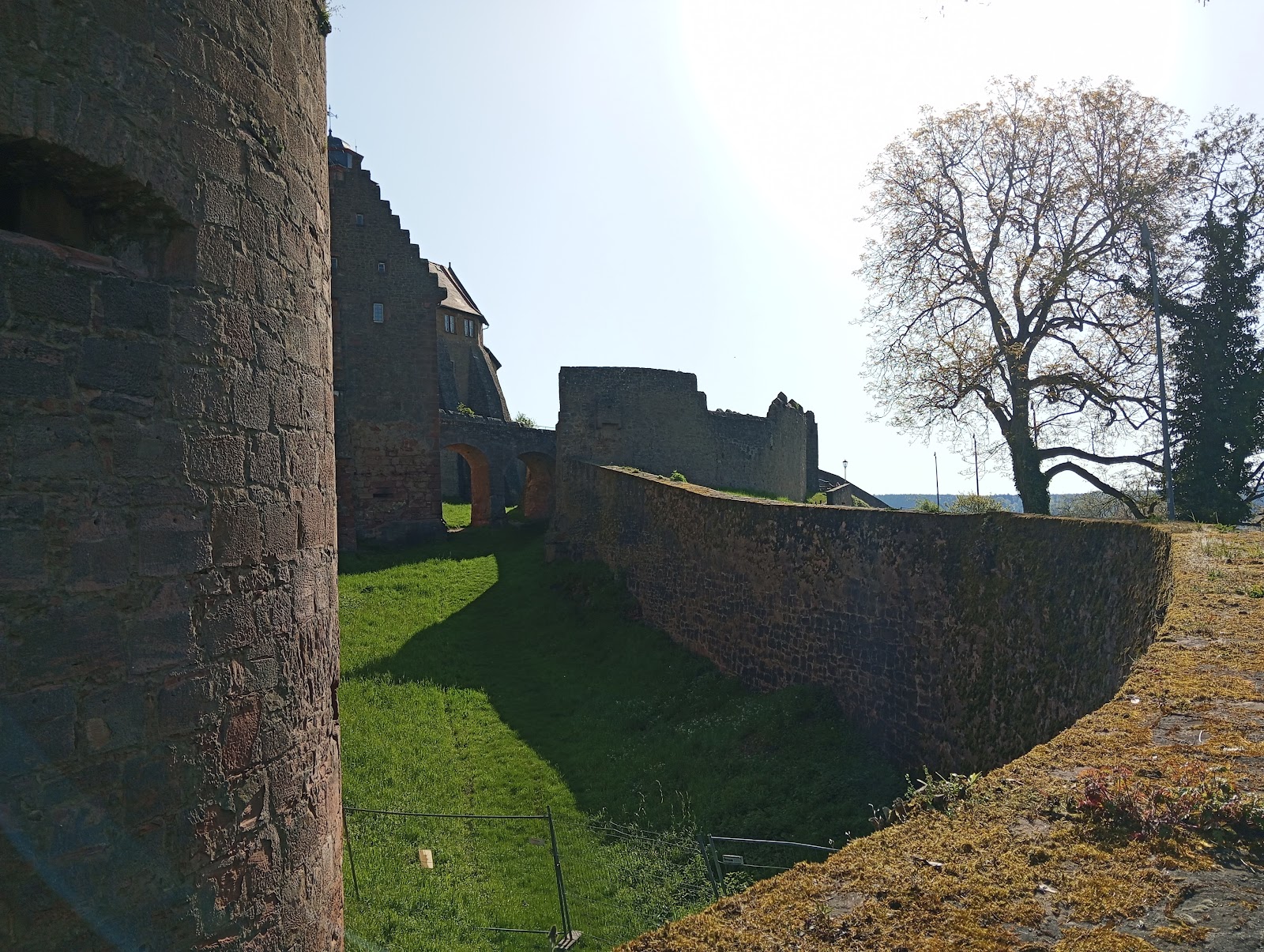 Tierhotel an der Burg Breuberg